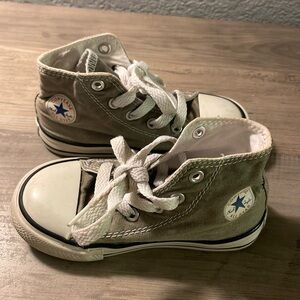Chuck Taylor All Star Classic, TODDLER HIGH TOP SHOE, size 8